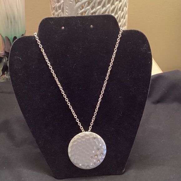 Silvertone Hammered and Crystal Pendant Necklace - Picture 6 of 7